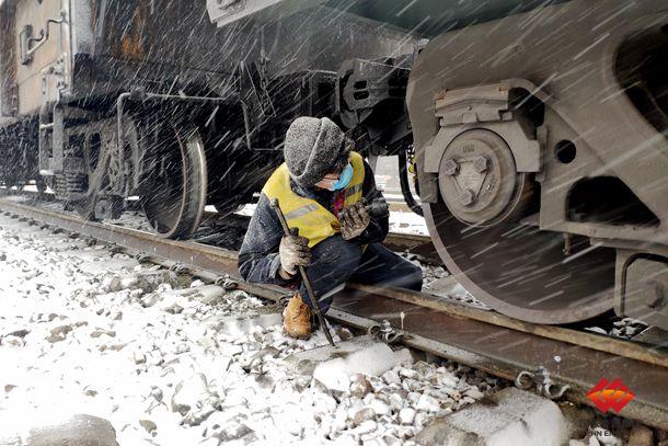铁路装备公司提前完成检修任务首季"开门红"