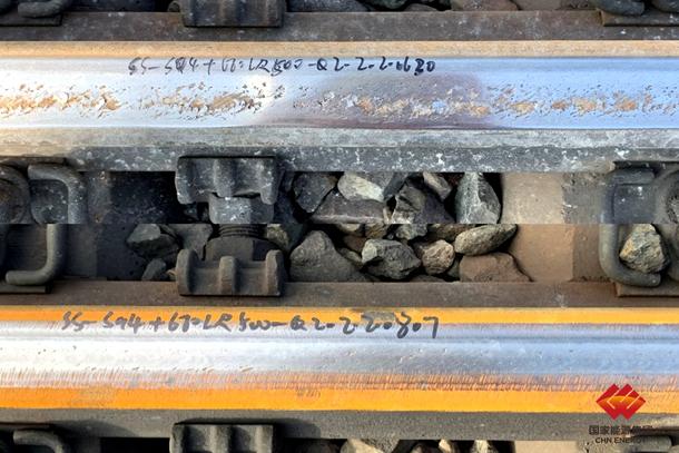 包神铁路神朔公司钢轨廓形打磨质量验收达标